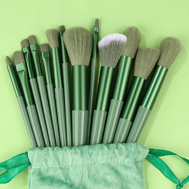 Kit de Pinceaux Maquillage Professionnel 8 à 29 Pièces – Doux & Polyvalents