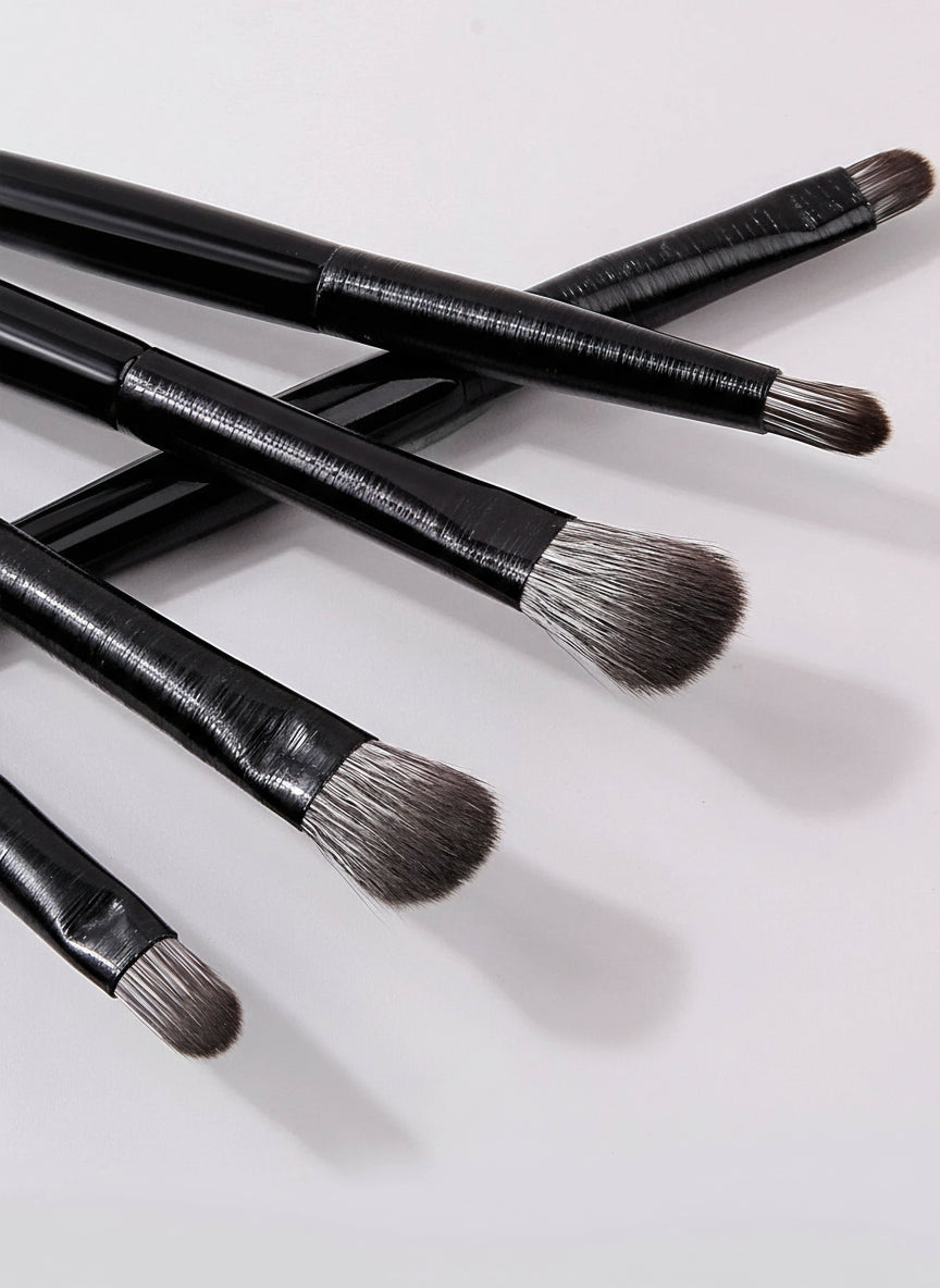 Set de 5 Pinceaux Yeux Professionnels – Poils Synthétiques Doux, Eyeliner, Sourcils et Fard à Paupières