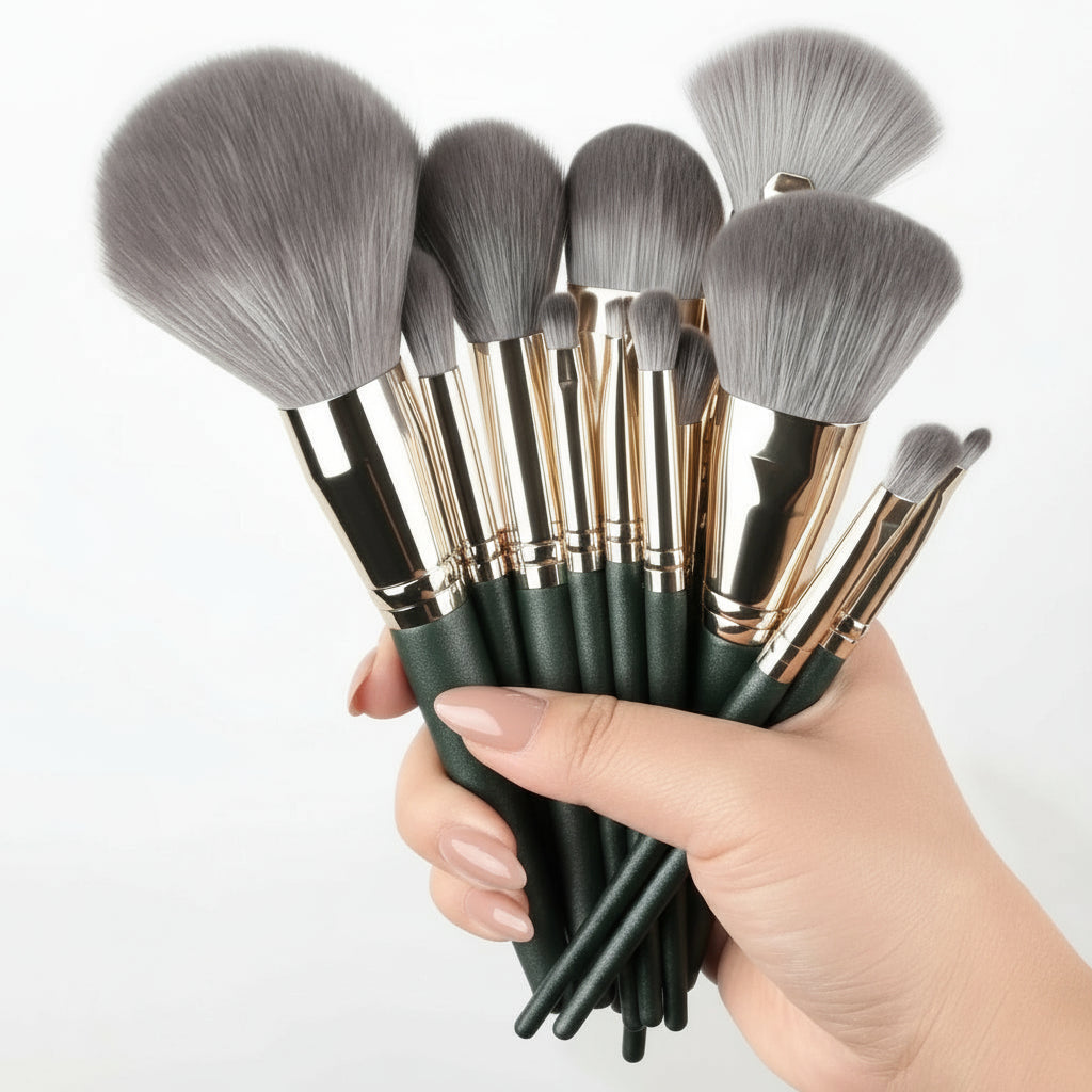 Set Pinceaux de Maquillage Doux – Pinceaux Professionnels pour Fond de Teint, Poudre, Fard à Paupières et Estompe