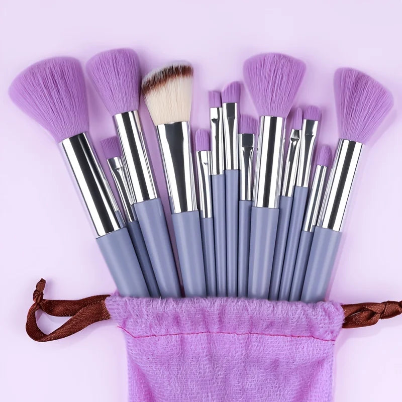 Kit de Pinceaux Maquillage Professionnel 8 à 29 Pièces – Doux & Polyvalents