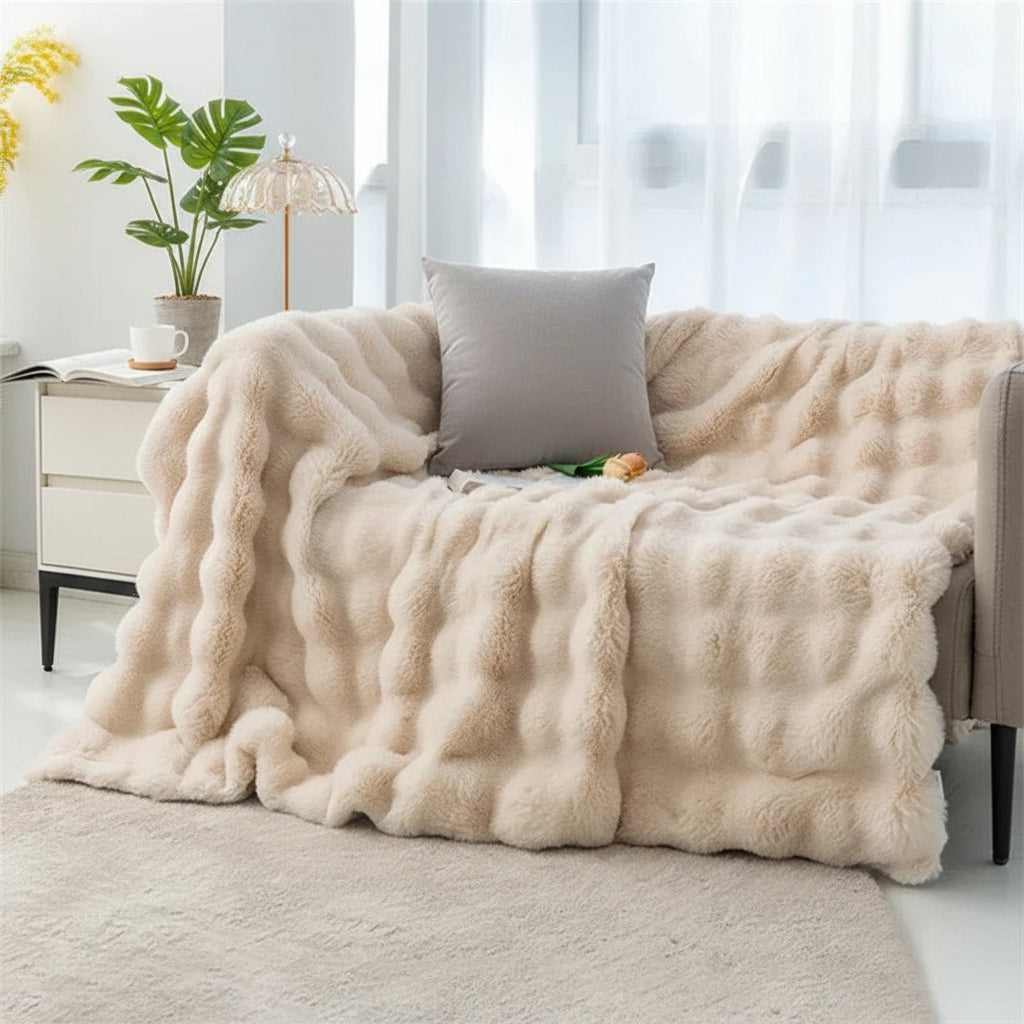 Plaid doux et cosy en fausse fourrure – Double face en polaire bulles